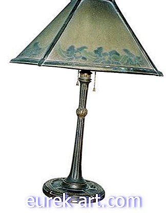 Bradley Hubbard bordlampe: Hvad er det?  Hvad er det værd?