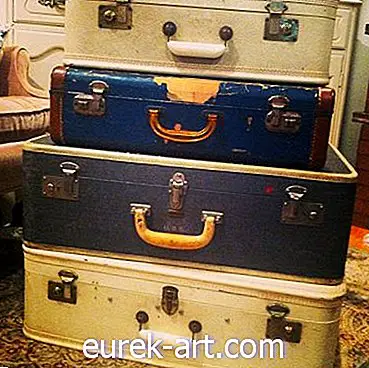 Marché aux puces: valises vintage de Tiffany