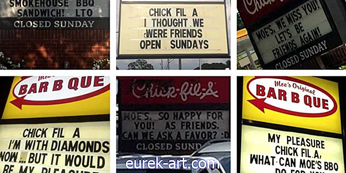 Chick-fil-A в Алабама имаше най-смешната война на знака с бар B на Que на улицата