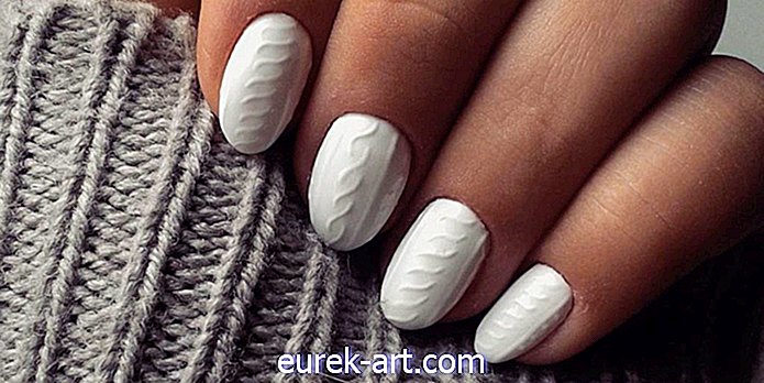vita di campagna - L'accogliente nail art a maglia consente alle unghie di legarsi in un maglione, anche