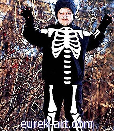 Szkieletowy kostium na Halloween