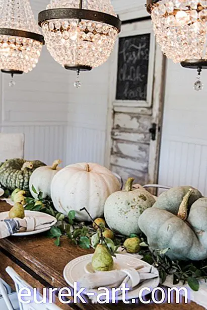 51 DIY Fall Centerpieces That Go Way Beyond Pumpkins and Gourds