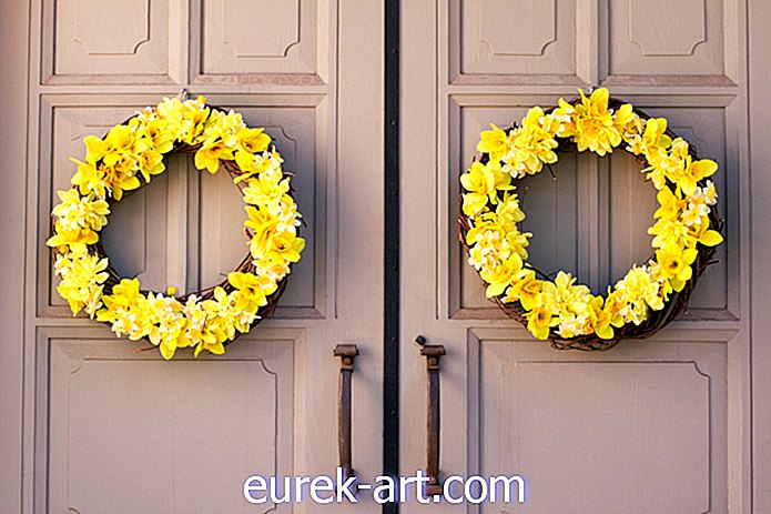 30+ Spring Wreaths untuk DIY untuk Pintu Hadapan Flawless