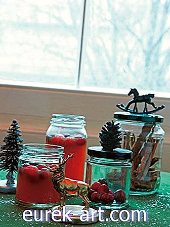 Направете тези Jolly Jar Toppers за вашия празник