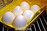 Käsityöt, joissa on vaahtomuovi munarasioita