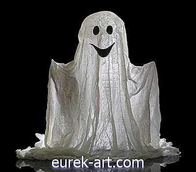 Kaip sukurti vaiduoklio kostiumą