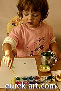 meşteşuguri - Activități de artă de făcut cu copii cu retard mintal