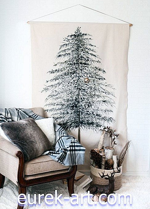 Δημιουργήστε ένα εορταστικό χριστουγεννιάτικο δέντρο γεμάτο τοίχο