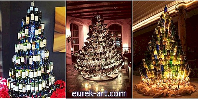 ideas de decoración - La gente usa sus botellas de vino vacías para hacer árboles de navidad