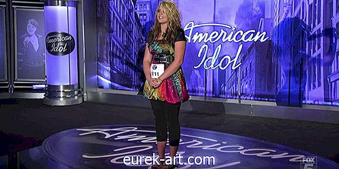 Aw!  Um jovem Lauren Alaina é muito bonito em sua audição 'American Idol'