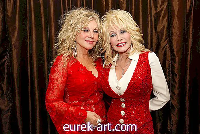 underholdning - Dolly Partons søster åbner op for hendes traumatiske fortid - og hvordan hun overlevede