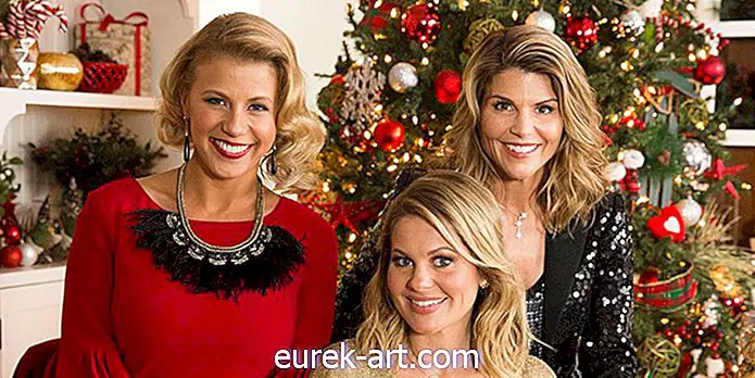 Pažymėkite savo kalendorius: „Hallmark“ „Countdown to Christmas Preview Show“ eteriai sekmadienį