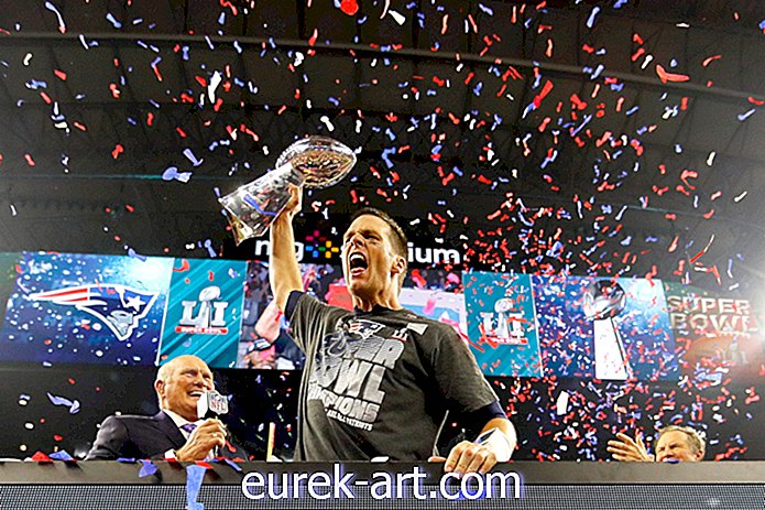 การบันเทิง - Tom Brady Super Bowl มีจำนวนเท่าไร?