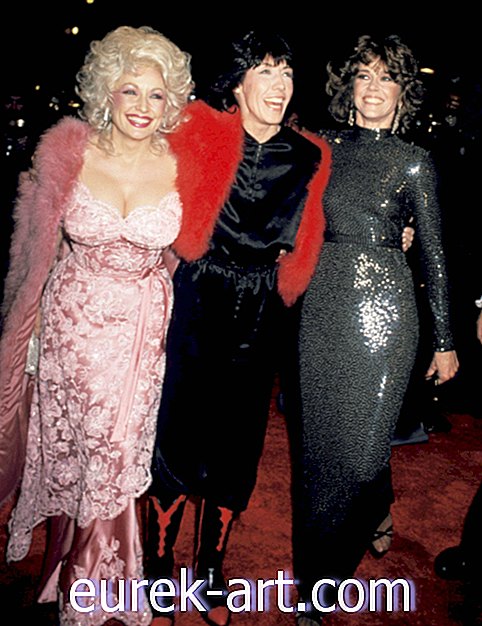 Les dames de '9 à 5' réunies à Emmys de Last Night - et elles avaient l'air incroyable