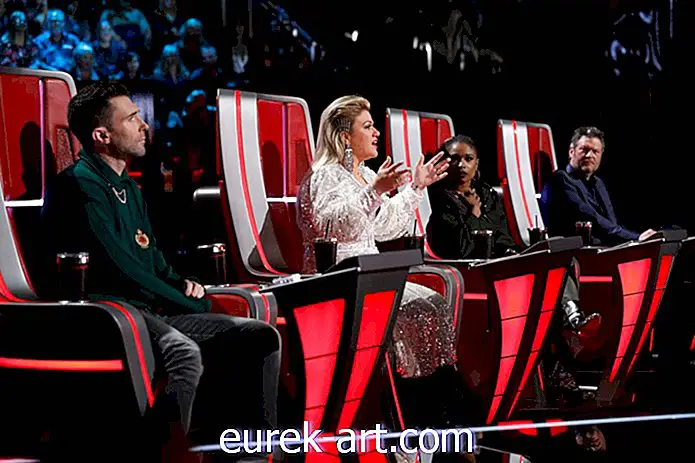 „The Voice“ trenerė Kelly Clarkson nagrinėja diskusiją apie „Sugrįžimo“ sceną
