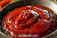ruoka juoma - Rikastumisen merkit tuoreissa salsa-astioissa