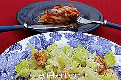 Salater som skal serveres med lasagne