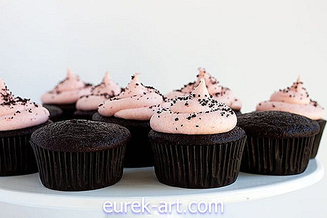 Εύκολη ζαχαροπλαστική φράουλα Cupcakes