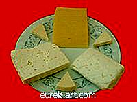 Quelle est la différence entre le fromage Feta et Bleu?