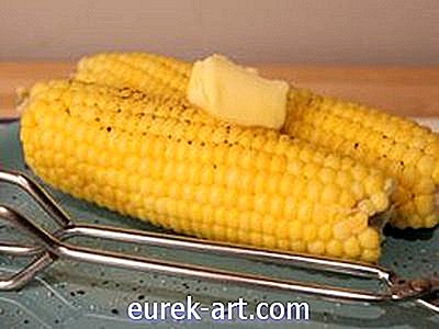 Kā pagatavot kukurūzu uz plīts