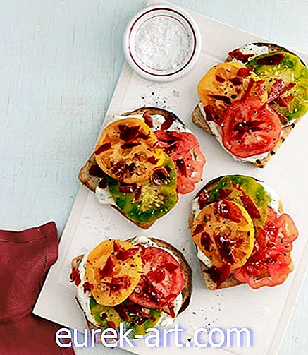 comida y bebidas - Sandwiches de tomate y reliquia