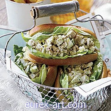 comida y bebidas - Sandwich de ensalada de atún de jardín