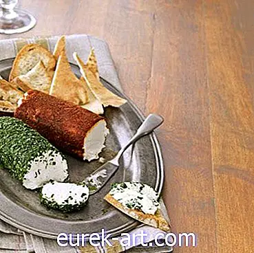 אוכל ומשקאות - בולי עץ גבינת עיזים