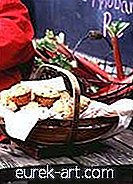 อาหารและเครื่องดื่ม - มัฟฟิน Rhubarb-Almond