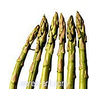 cibo e bevande - frittata di asparagi