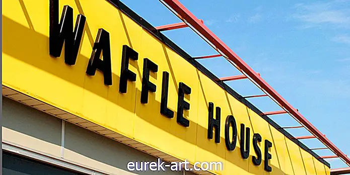 hrana i piće - 12 stvari koje niste znali o Waffle Houseu