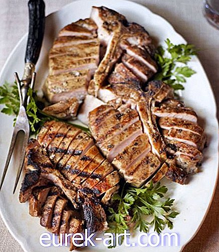 mad og drikke - Grillede svinekoteletter med scallion-urtesauce