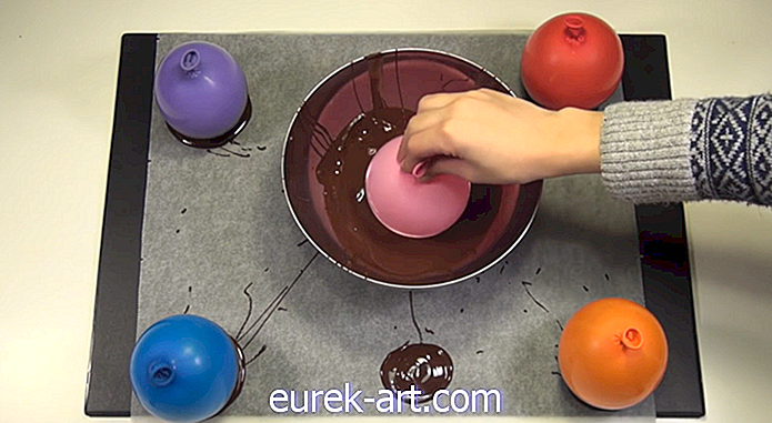 Trik Mudah ini untuk Membuat Mangkuk Cokelat Sempurna Akan Menjadi Hit Pesta Anda Berikutnya