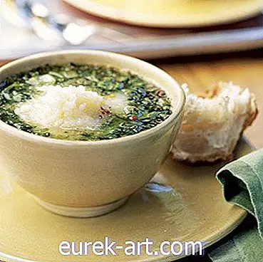 Sup Romaine Panggang dengan Haluskan Kembang Kol