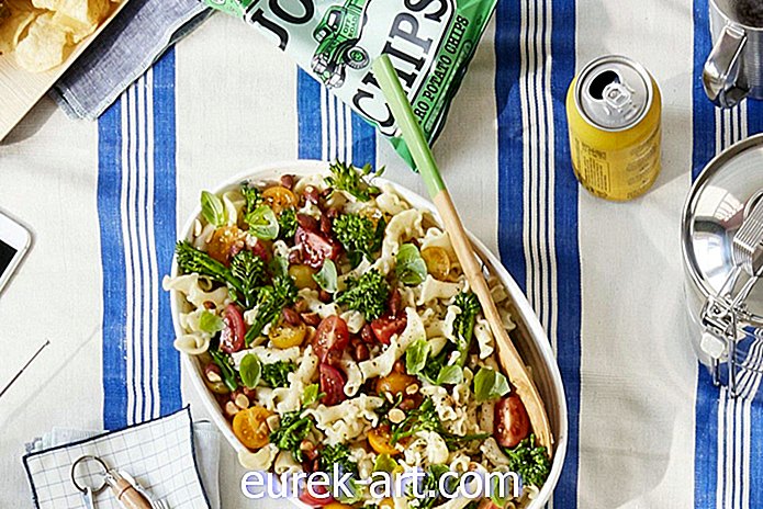 makanan & minuman - 59 Summer Pasta Salads untuk Hidangkan di Semua Kejiranan Kejiranan Anda
