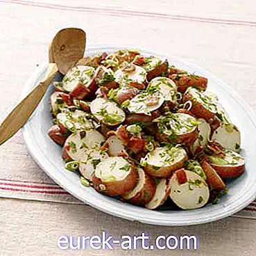 Salad kentang dengan Bacon dan Capers