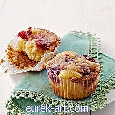 đồ uống thực phẩm - Cranberry-Streusel Ngô Muffins