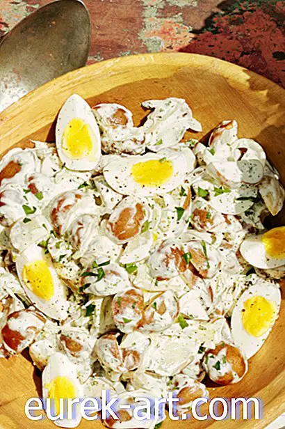 їжа та напої - Крем-салат з картоплі