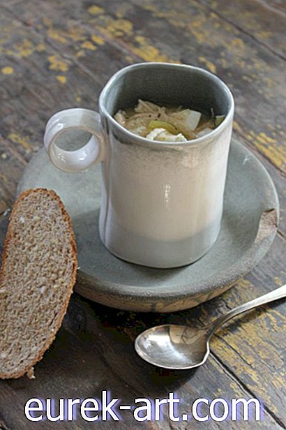 makanan & minuman - Coba Ini: Sup Ayam dan Cabai Hijau