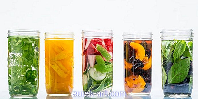 mat drinkar - 5 DIY-spritinfusioner du kan göra hemma i sommar