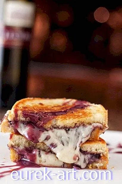 ételek és italok - Vörösboros grillezett sajt létezik, mert az álmok valóban valóra válnak