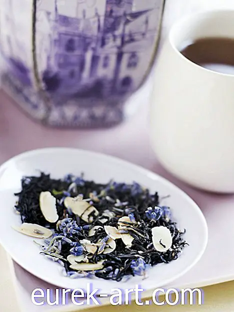 cibo e bevande - Come preparare il tè alla lavanda per curare il mal di testa e l'ansia