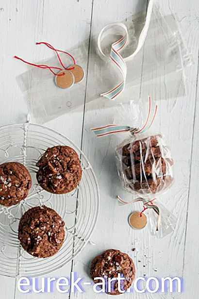 maistas ir gėrimai - Trigubi šokolado-lazdyno riešutų sausainiai