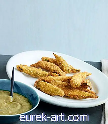 mat drinkar - Cornmeal Fried Okra med Aubergine Dip