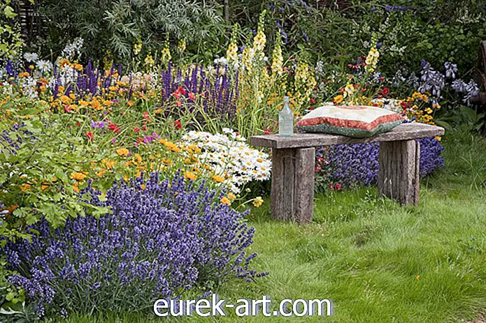 ιδέες κηπουρικής - 22 Creative DIY Bench Ιδέες για να προσθέσετε στον κήπο σας αυτό το έτος