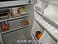 Como eu escondo um mini refrigerador?