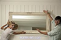 maison - Comment accrocher un miroir sur le côté