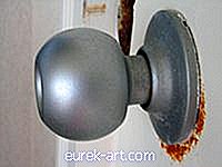 huis - Tekenen dat een deurknop is opengedrukt