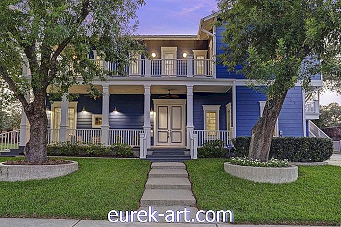 nemovitost - Dr. Jen Arnold a Bill Klein, TLC's 'The Little Couple', prodávají svůj domov v Texasu