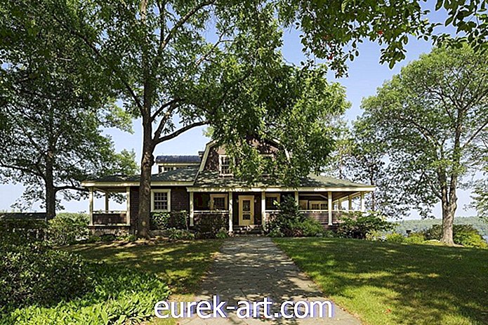 immobilier - L'étonnante maison du lac du New Hampshire, âgée de 176 ans, est sur le marché