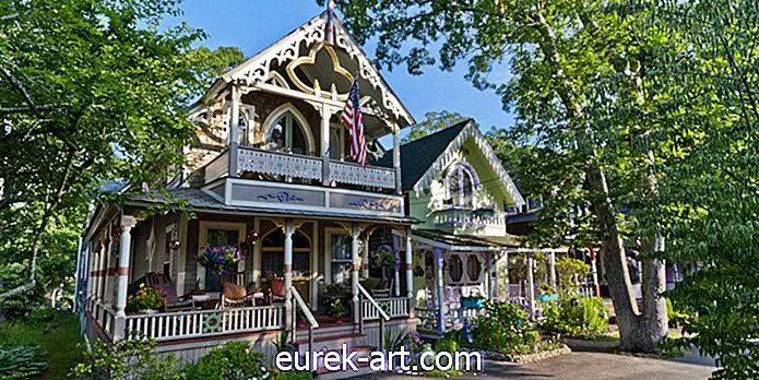 Le Village Gingerbread Cottage sur Martha's Vineyard est le lieu le plus pittoresque de la planète